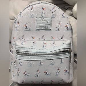 COPY - Disney loungefly Olaf bag